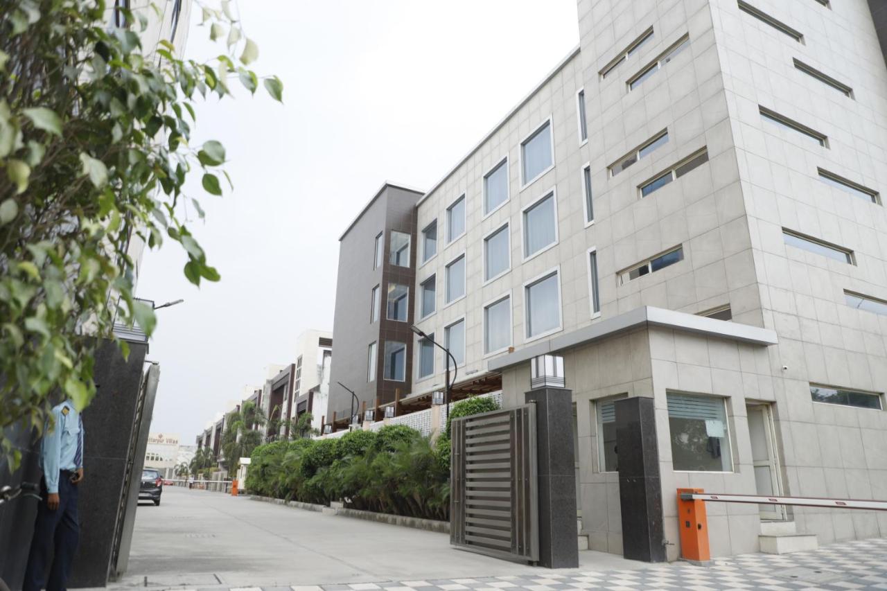Udman Hotel Chhattarpur New Delhi Exterior photo