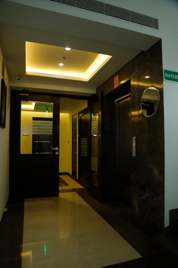 Udman Hotel Chhattarpur New Delhi Exterior photo
