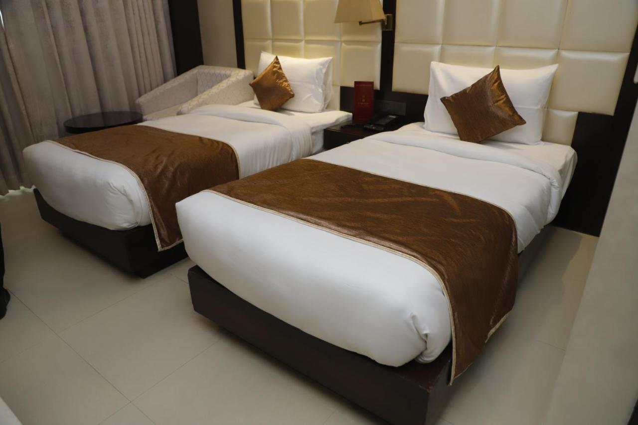 Udman Hotel Chhattarpur New Delhi Exterior photo
