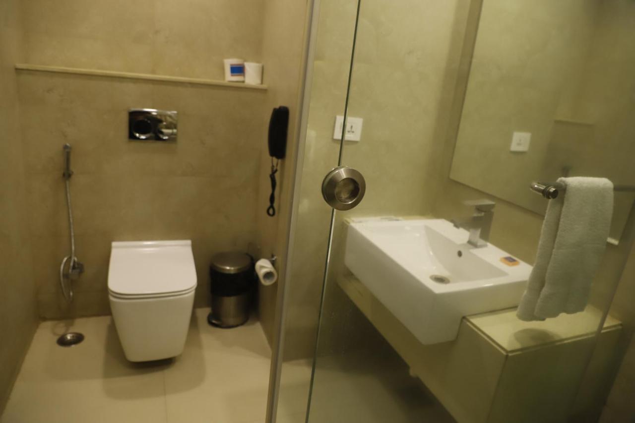 Udman Hotel Chhattarpur New Delhi Exterior photo