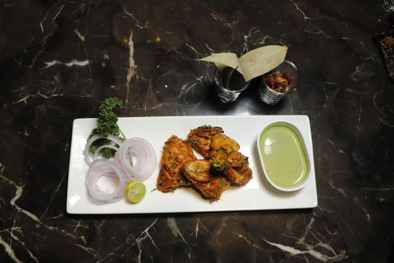 Udman Hotel Chhattarpur New Delhi Exterior photo